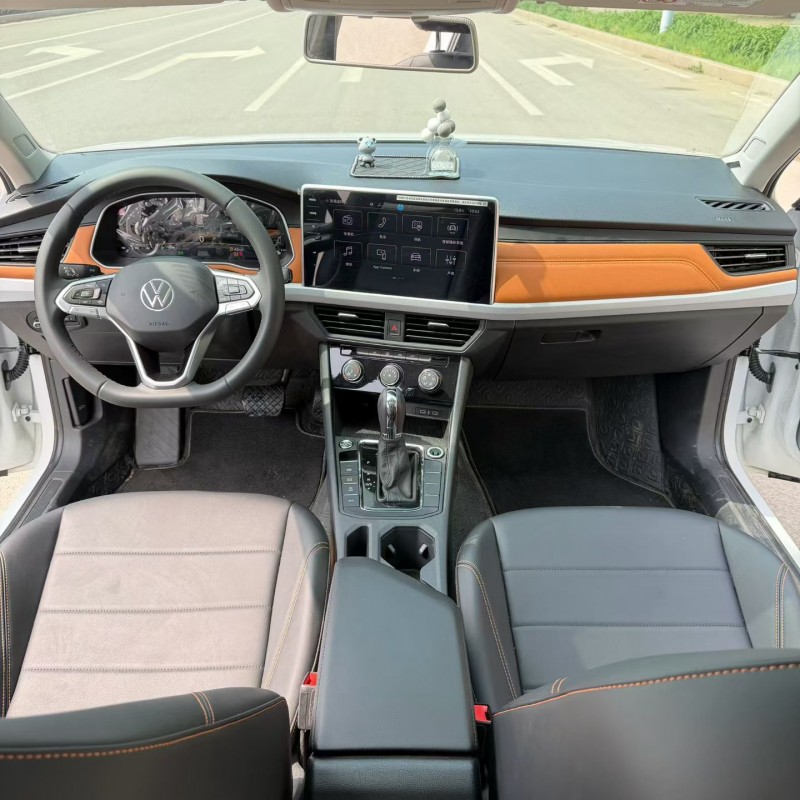 枣庄25年大众宝来5