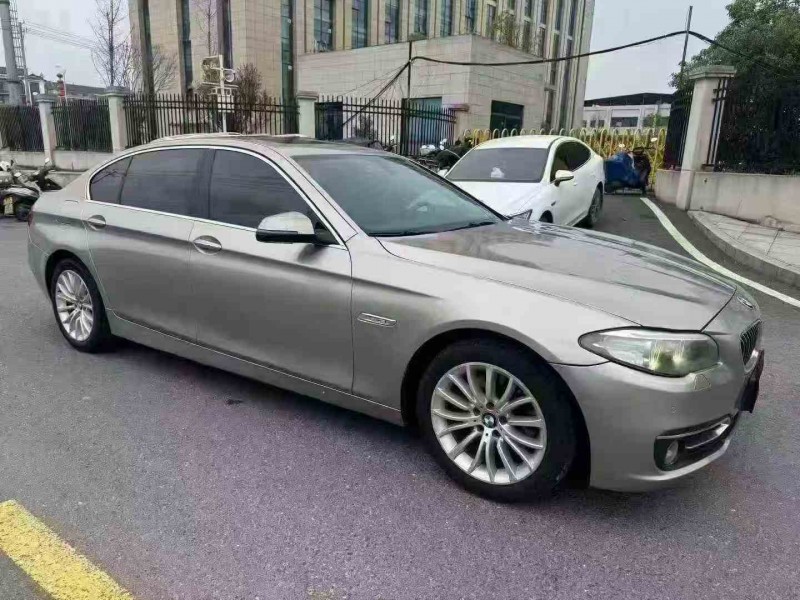 岳阳16年宝马5系3