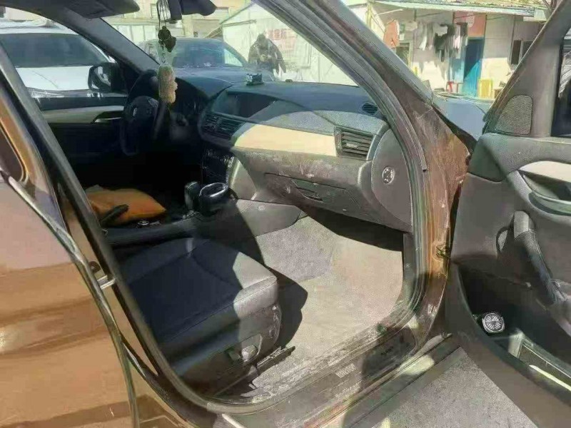 张家界13年宝马X14