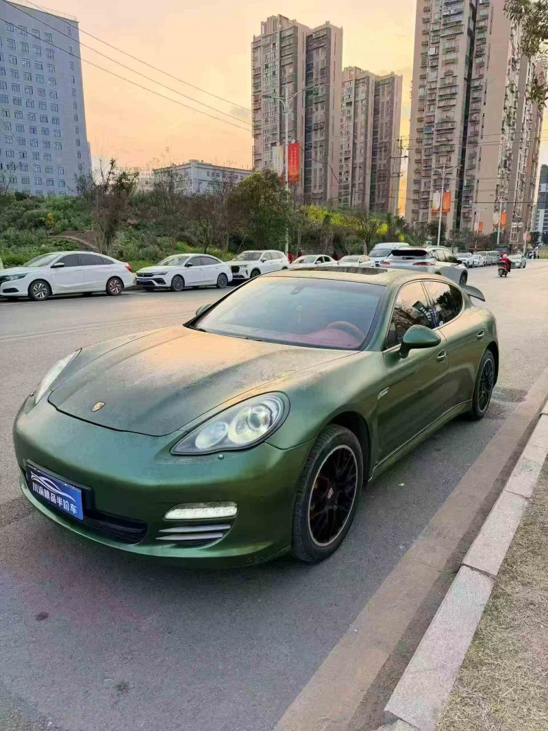 遂宁10年保时捷帕拉梅拉3