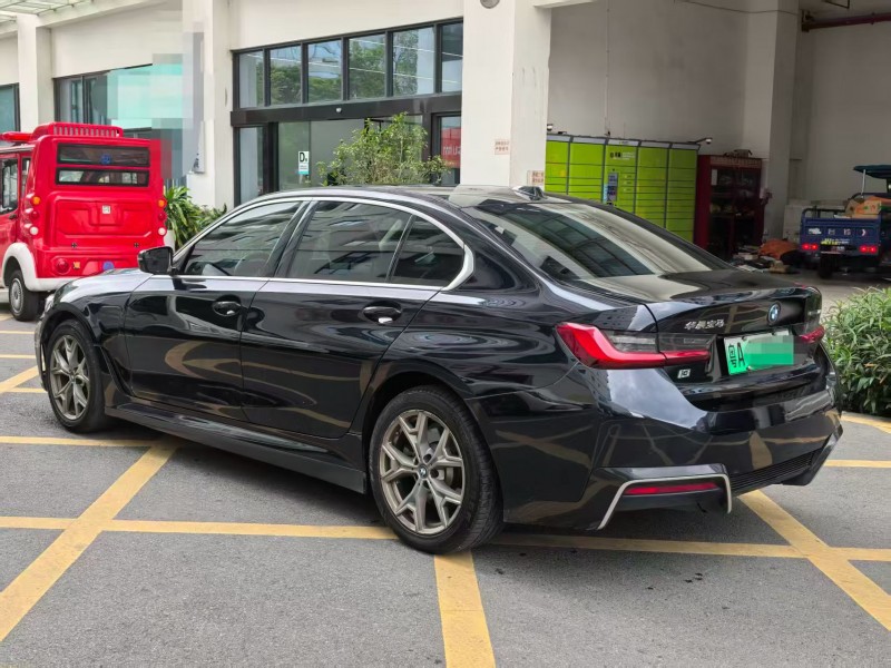 深圳23年宝马I37