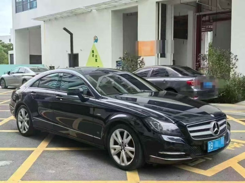 深圳13年奔驰CLS2