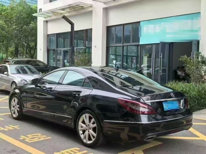 深圳13年奔驰CLS4