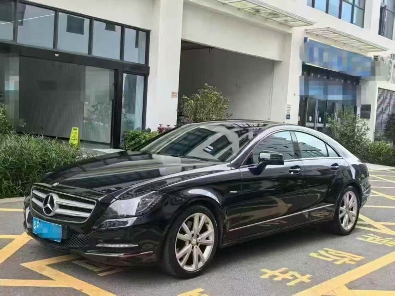 深圳13年奔驰CLS9