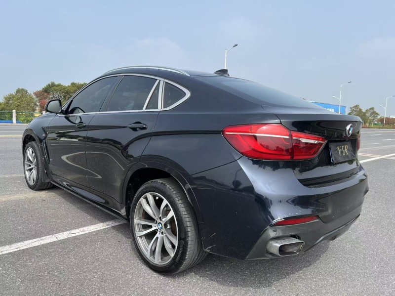 盐城19年宝马X68