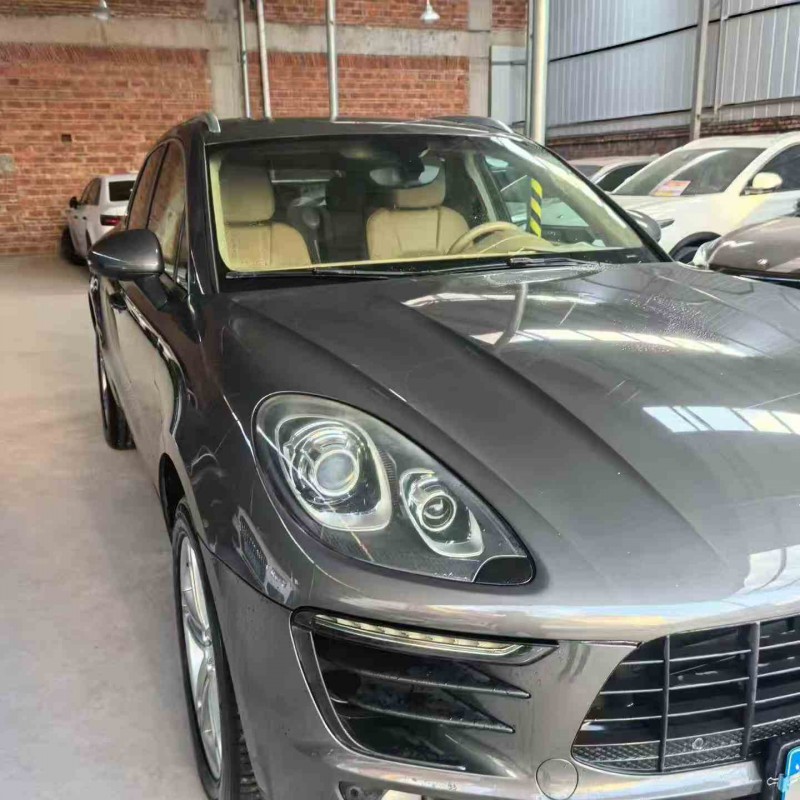 鹰潭15年保时捷Macan2
