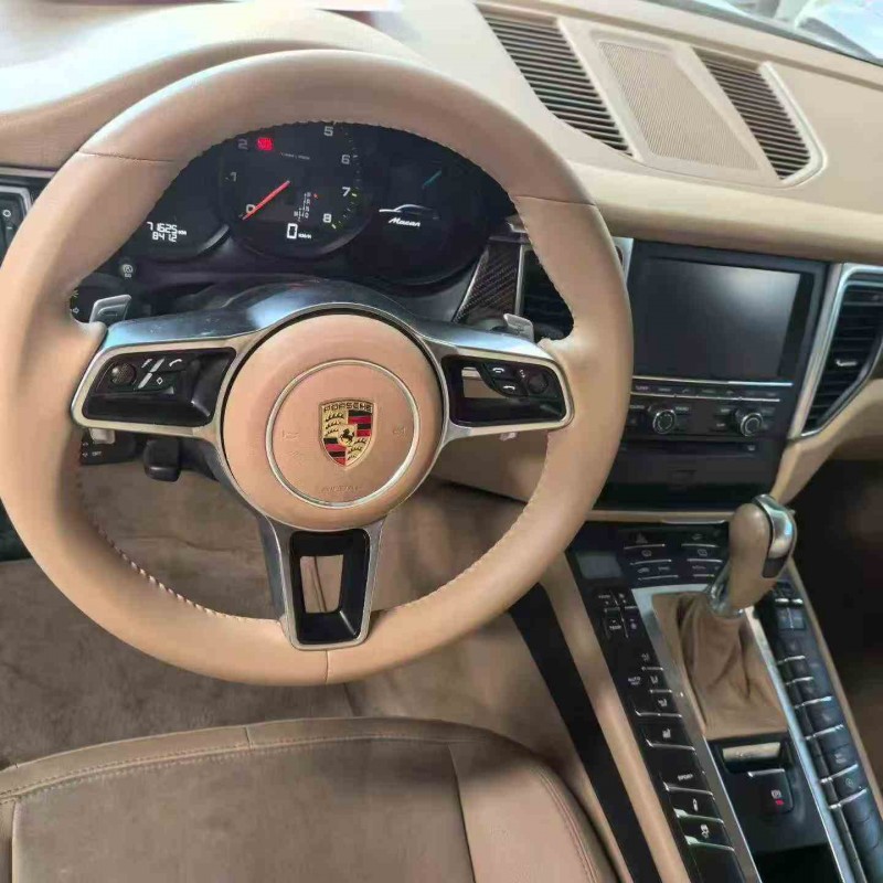 鹰潭15年保时捷Macan5