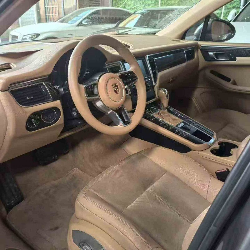 鹰潭15年保时捷Macan6