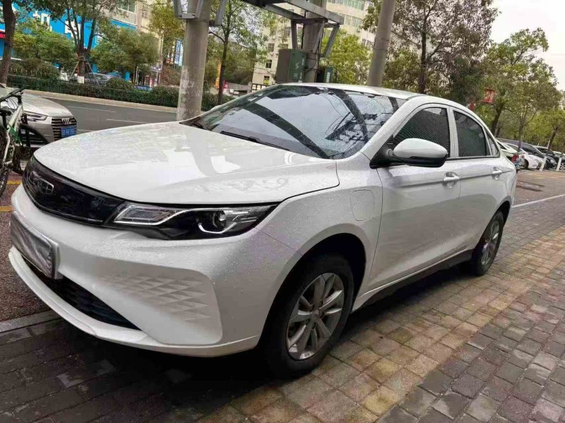 新余25年吉利帝豪3