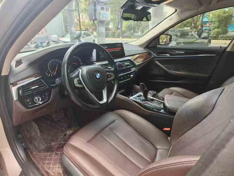 鹰潭19年宝马5系5