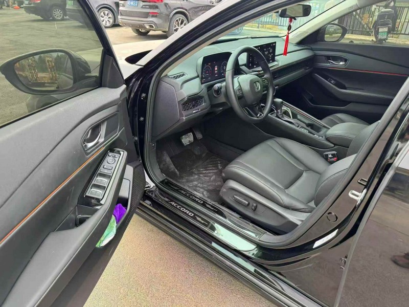 嘉兴25年本田雅阁4