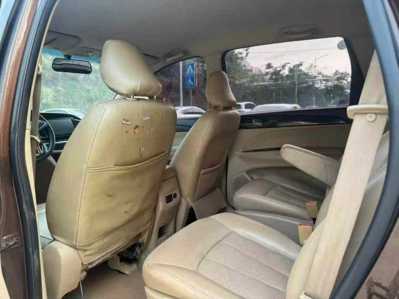 南宁16年宝骏7306