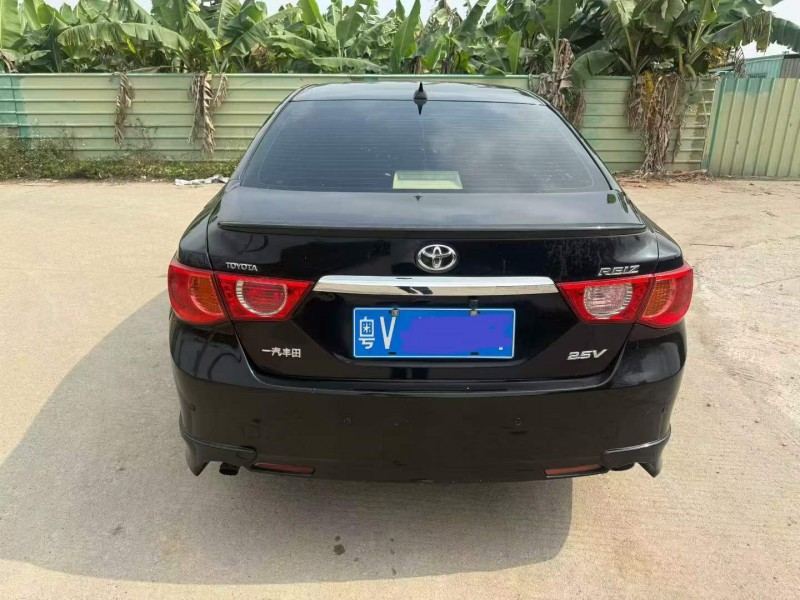 中山12年丰田锐志4