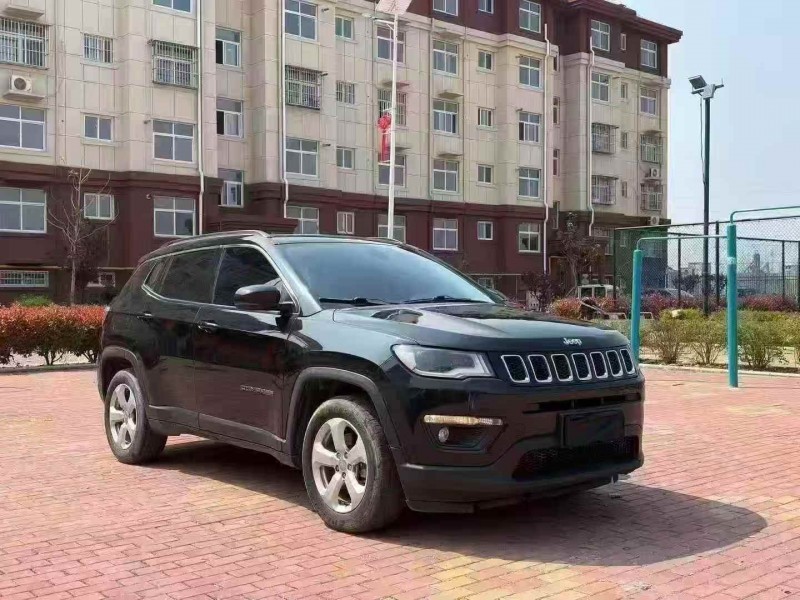 济宁19年Jeep指南者2