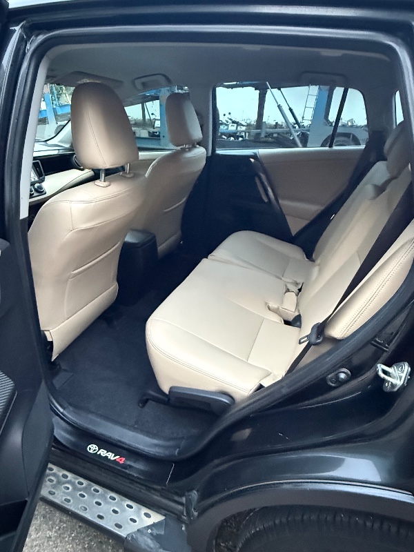 成都15年丰田RAV48