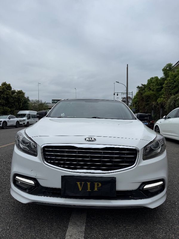 成都16年起亚K41