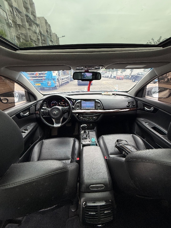 成都16年起亚K49