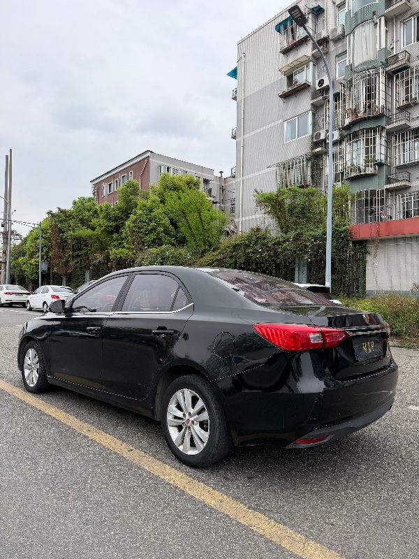 成都17年荣威3604