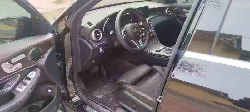 东营22年奔驰GLC4