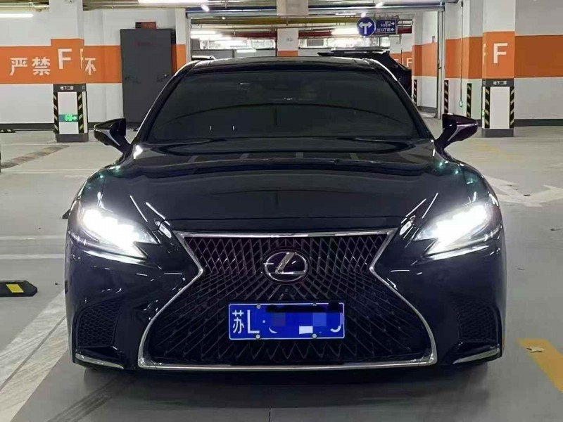 孝感18年雷克萨斯LS1