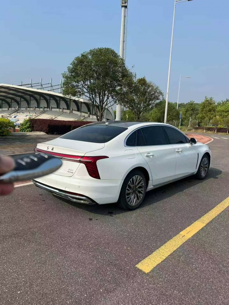 桂林23年红旗H57