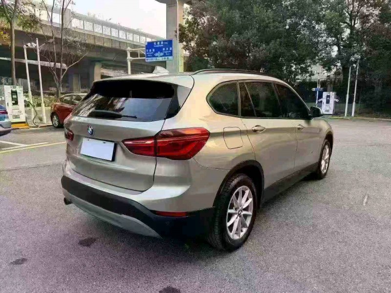 张家界18年宝马X18