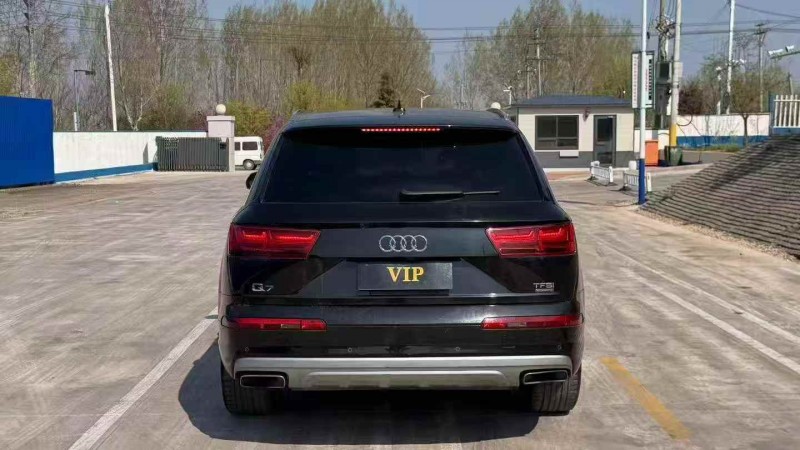 东营18年奥迪Q79