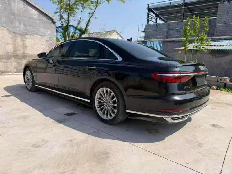 济宁19年奥迪A6L7