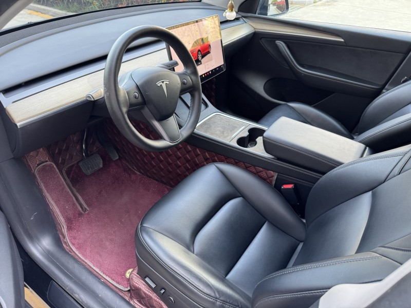 济宁23年特斯拉MODEL Y6