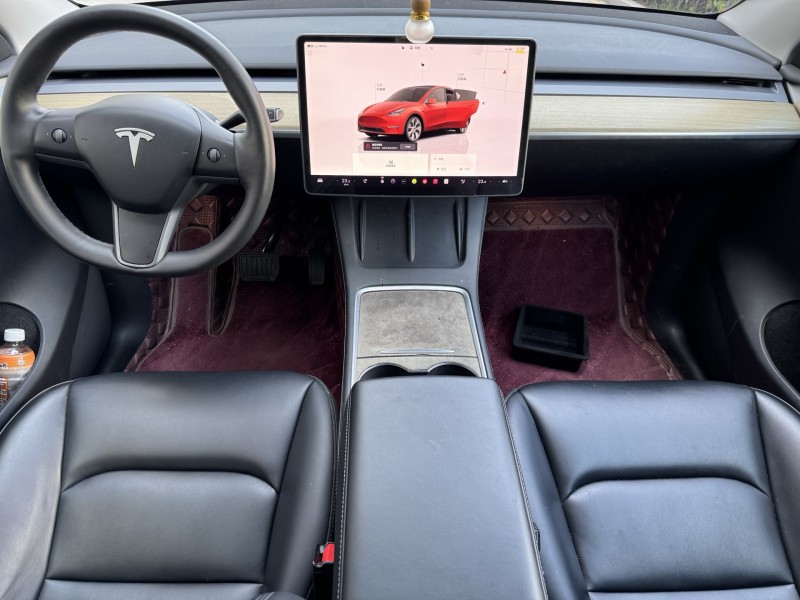 济宁23年特斯拉MODEL Y8