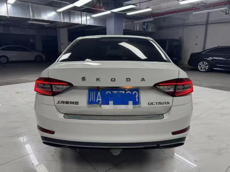 成都20年斯柯达明锐6