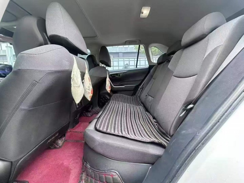 广州24年丰田RAV4荣放6