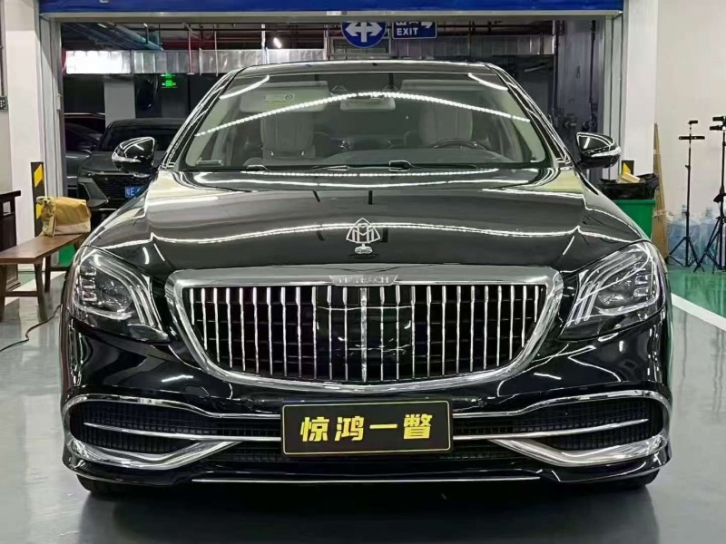 广州17年奔驰迈巴赫S级1