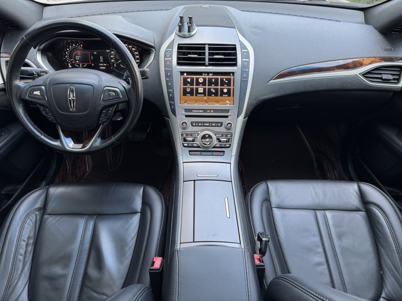 济宁18年林肯MKZ8