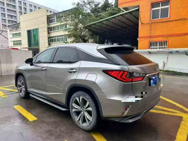 南平18年雷克萨斯RX7