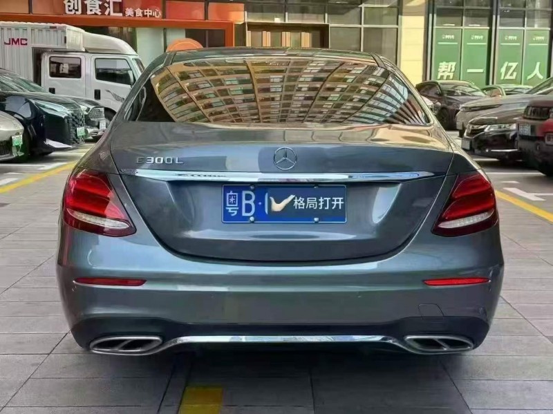 广州18年奔驰E9