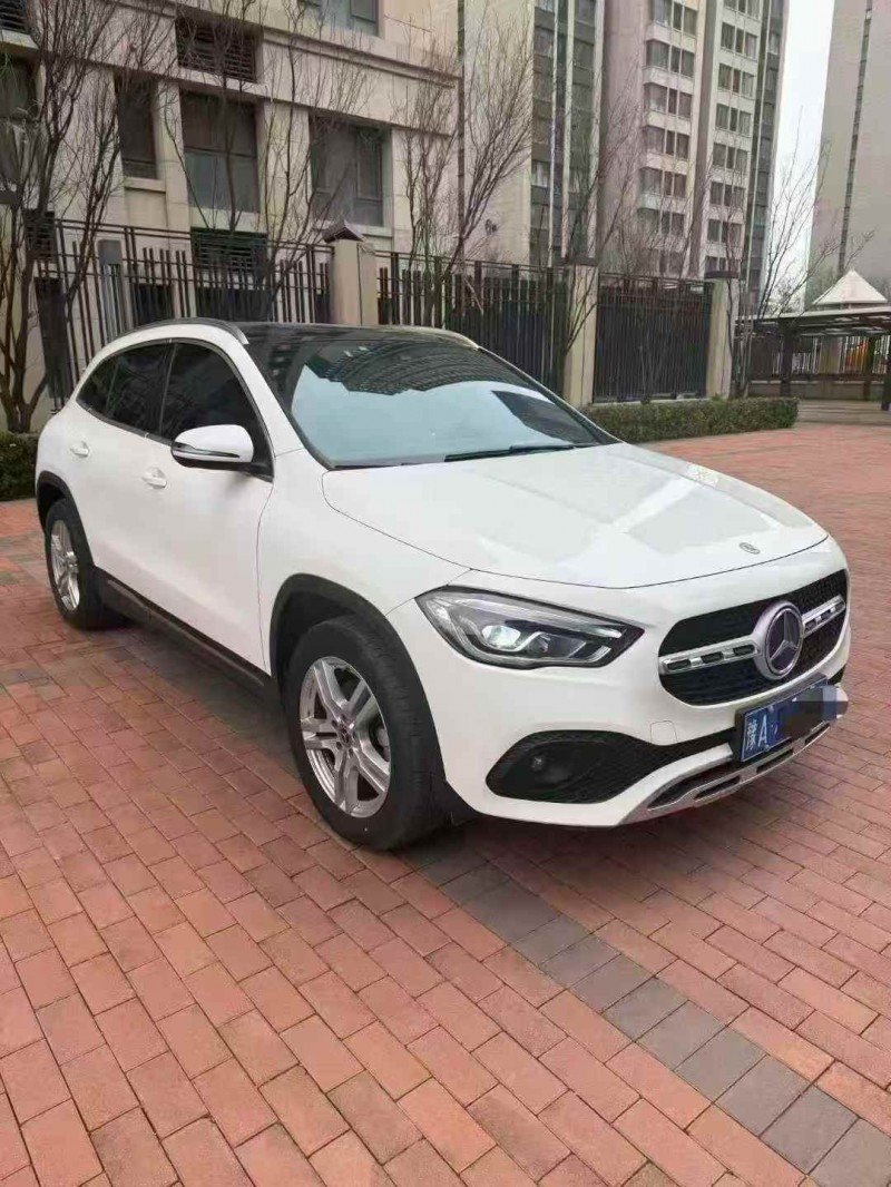 郑州23年奔驰GLA3