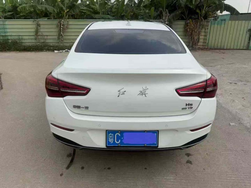 中山21年红旗H55