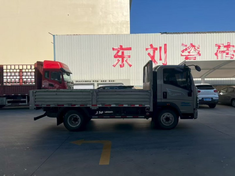 沧州24年卡车系列重汽豪沃4