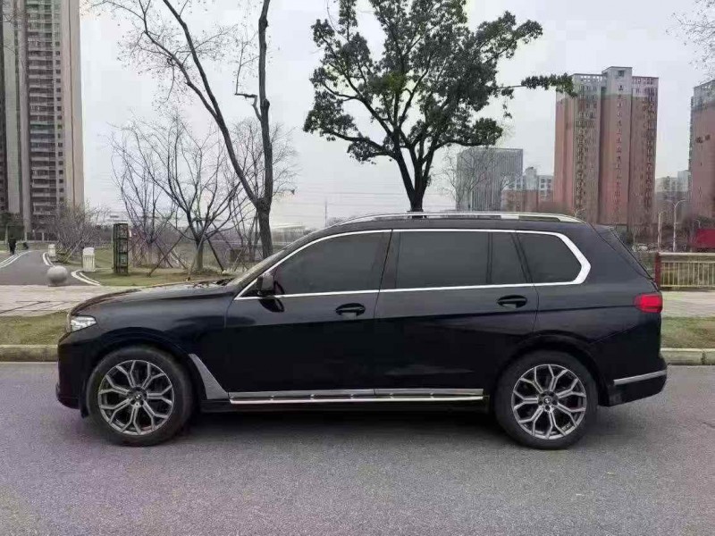 武汉21年宝马X77