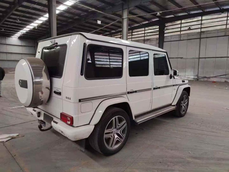 东营17年奔驰G6
