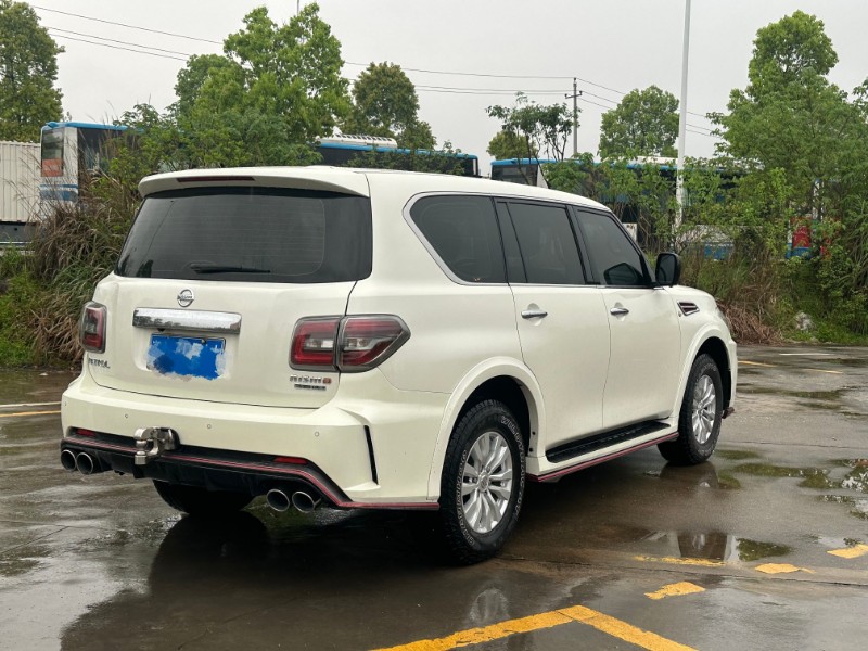 长沙19年日产途乐9