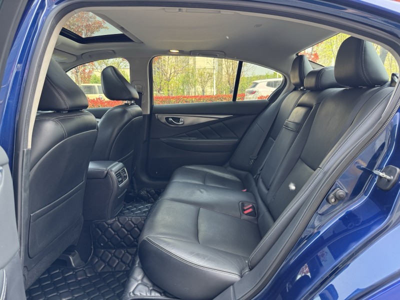 济宁19年英菲尼迪Q50L8