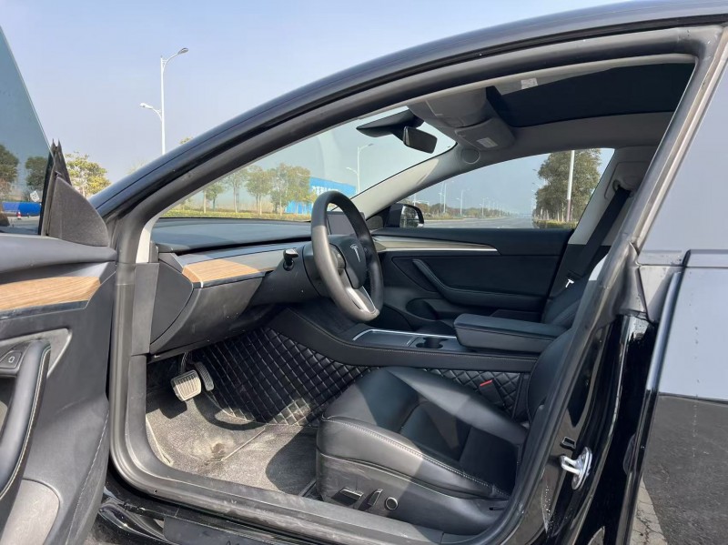 南通23年特斯拉MODEL 34