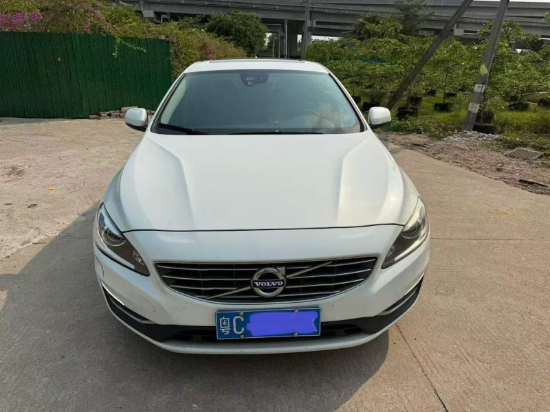 中山15年沃尔沃S60L1