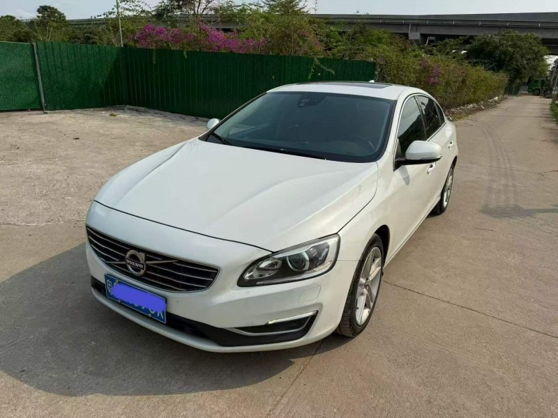 中山15年沃尔沃S60L5