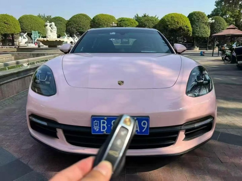 东莞19年保时捷帕拉梅拉1