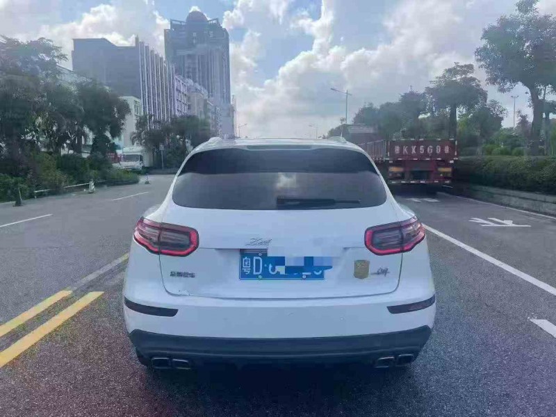 深圳17年众泰SR99
