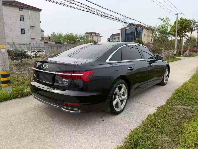 嘉兴21年奥迪A6L8