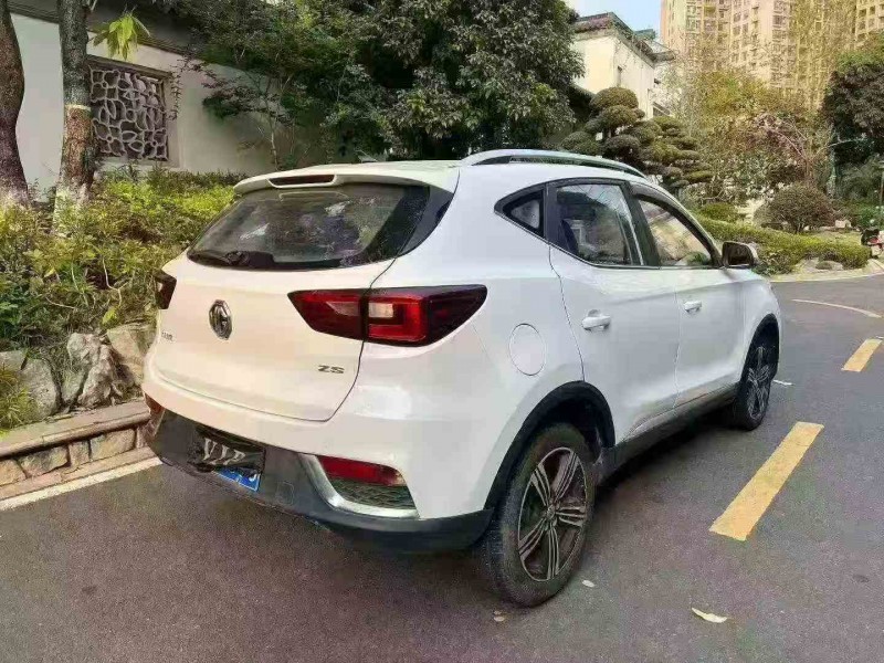 湛江19年名爵ZS8
